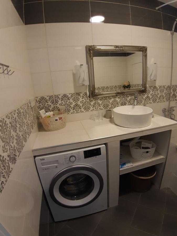 Appartment New In Center Mohiliv Kültér fotó